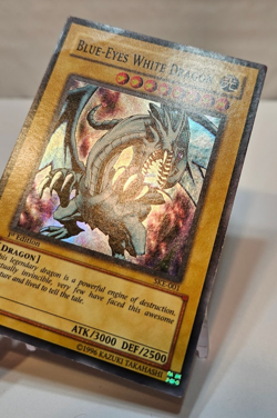 Blue-Eyes White Dragon SKE-001 Super Rare 1st Edition Yugioh 996 - Image 3