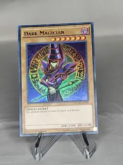 Yugioh Dark Magician YGLD-ENC09 1st Edition NM - Image 1