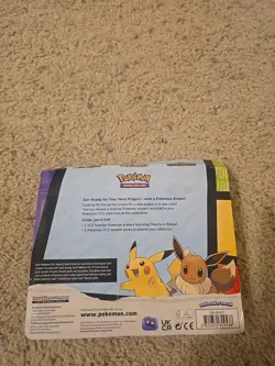 Pokemon TCG : Back to School Pikachu Eraser 2 Booster Blister Evolving Skies - Image 2