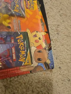 Pokemon TCG : Back to School Pikachu Eraser 2 Booster Blister Evolving Skies - Image 5