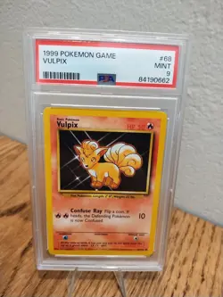 Pokemon Vulpix Base Set Card 68/102 - Image 1