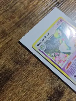 Gardevoir 7132 Halo BLEED Pokemon TCG Rare Secret Wonders Lightly Played Swirls! - Image 4
