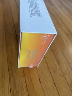 pokemon charizard ultra premium collection box - Image 4