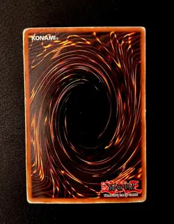 Yu-Gi-Oh! TCG Blue-Eyes White Dragon BPT-009 2002 Rare Collectors Card - Image 5