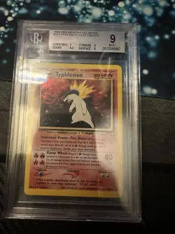 2000 POKEMON NEO GENESIS #18/111 TYPHLOSION HOLO BECKETT 9 - Image 1