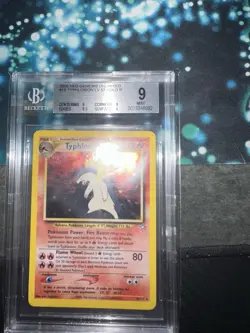 2000 POKEMON NEO GENESIS #18/111 TYPHLOSION HOLO BECKETT 9 - Image 3