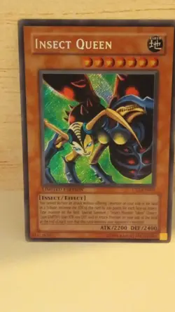 Yu-Gi-Oh! Insect Queen CT1-EN005 Ultra Rare 2004 Collectors Tin - Image 1
