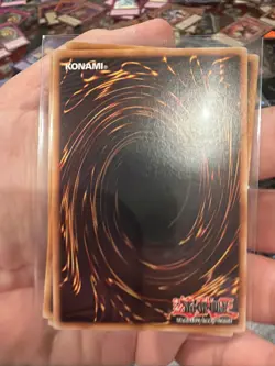 3x Masked HERO Atomic 1st Edition Super Rare MZMU-EN016 Yu-Gi-Oh! - Image 2