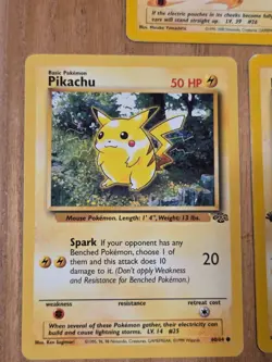 Pokemon TCG Mixed Lot of 5 Pikachu & Raichu cards Vintage 1999 & 2000 - Image 2