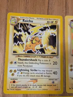 Pokemon TCG Mixed Lot of 5 Pikachu & Raichu cards Vintage 1999 & 2000 - Image 5