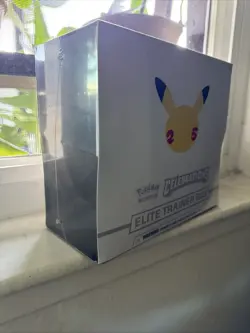Pokemon TCG: 25th Anniversary Celebrations Elite Trainer Box (2021) 820650809439 - Image 5
