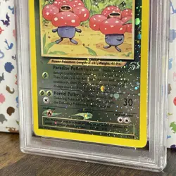 Vileplume 17/18 DOUBLE SWIRL 2001 Southern Islands PSA 8 Holo Pokemon Vintage - Image 5