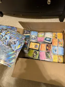 1000+ Pokemon TCG Common/Uncommon/EX/Jumbos/Holos Bulk Card Lot Over 1000 Cards! - Image 1