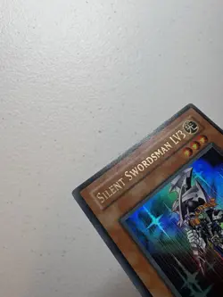 YUGIOH Silent Swordsman LV3 RDS-EN009 Ultra Rare 2004 HP / Damaged - Image 4