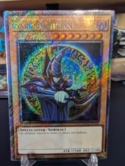 Yu-Gi-Oh! Dark Magician (9th Art) Platinum Secret Rare RA04-EN106 - Image 1