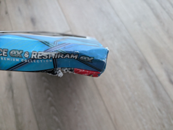 Pokemon Salamence ex & Reshiram ex Premium Collection - Image 3
