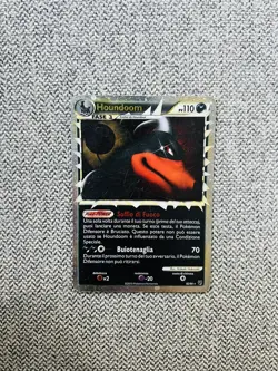 Houndoom 82/90 Holo Undaunted Prime Pokemon - Image 1