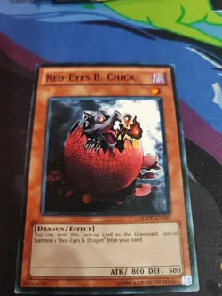 YU-GI-OH! RED-EYES B. CHICK SDDC-EN007 1ST EDITION STARTER DECK TCG - Image 1