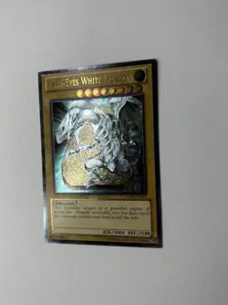 Yu-Gi-Oh! Blue Eyes White Dragon - Ultimate Rare - YSKR-EN001 - Near Mint - Image 3