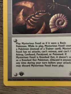 Pokemon TCG Mysterious Fossil Fossil 62/62 1st Edition Trainer 10 HP English 19… - Image 3