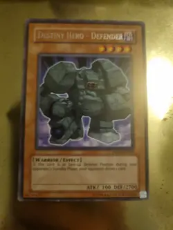 Destiny Hero - Defender - DP05-EN006 - Rare Unlimited Edition - LP - YUGIOH! - Image 1