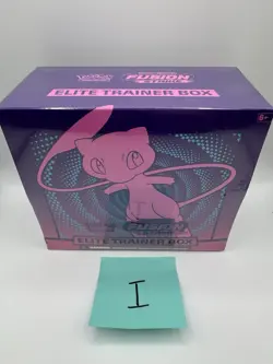 Pokemon TCG: Sword & Shield Fusion Strike Elite Trainer Box -Tear In Plastic 820650809330 - Image 2