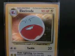 Pokemon TCG Electrode Jungle 2/64 Holo Unlimited Holo Rare No Symbol - Image 2