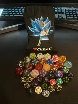 Magic the Gathering D20 Lot w/ Black Lotus Bag (39 Dice) - Image 1