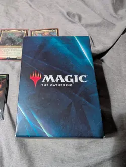 Magic the Gathering Commander 2020 Ikoria - ARCANE MAELSTROM Commander Sleeved - Image 1