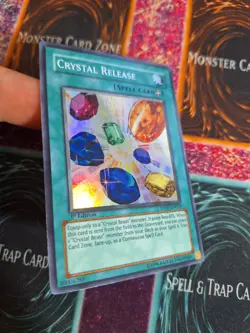 Yu-Gi-Oh! Crystal Release DP07-EN019 Super Rare 1st Edition Near Mint - Image 2