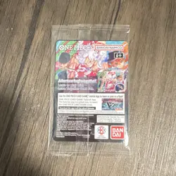 Bandai One Piece CCG Monkey.D.Luffy US Voyage Promo Full Art Holo Card #004 - Image 2