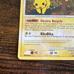 Pokemon 2007 Pikachu Diamond and Pearl Holo 94/123 Card - Image 4