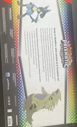 Pokemon - Lucario Ex And Tyranitar Ex Premium Collection Box - Image 2