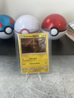 Detective Pikachu - SM Promos (SMP) Pokemon Card - SM190 - Holo - LP / NM - Image 1