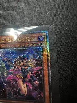 RA04-EN107 Quarter Century Rare ( QCR) Dark Magician Girl Yu-Gi-Oh! English - Image 5