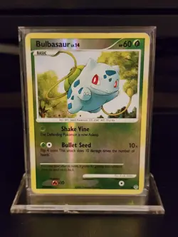 Pokemon Bulbasaur 77/132 Secret Wonders Reverse Holo Card - Image 1