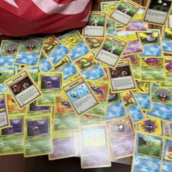 Lot of 70+ pokemon cards vintage + 1st edition , base set and more - Image 4