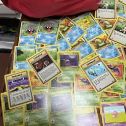 Lot of 70+ pokemon cards vintage + 1st edition , base set and more - Image 5