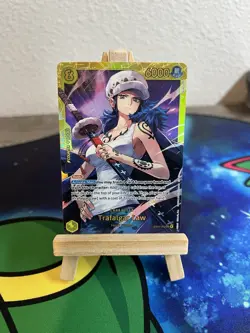 Trafalgar Law EB03-062 Extra Booster: One Piece Heroines Edition Foil - Image 1