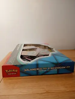Pokemon Salamence Ex & Reshiram Ex Premium Collection Box - Image 3