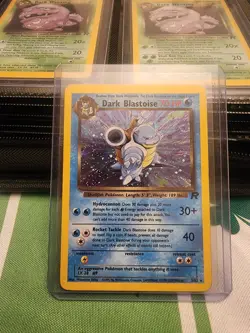 2000 Pokemon Team Rocket Unlimited Dark Blastoise Holo 3/82 DAMAGED - Image 3