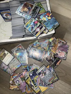 Pokemon TCG Bulk Lot 800+ Cards - Image 1