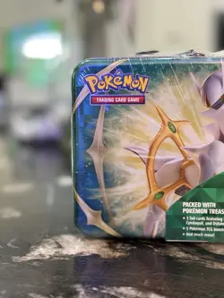 Pokemon TCG Arceus Spring 2022 Collector Chest – SEALED - Image 2