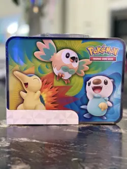 Pokemon TCG Arceus Spring 2022 Collector Chest – SEALED - Image 4