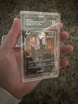 2021 Pokemon SWSH Evolving Skies Umbreon V #189/203 TAG 10 - Image 2