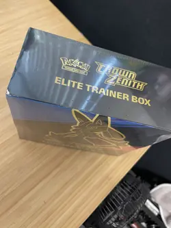 Pokemon TCG: Crown Zenith Elite Trainer Box - 10 Packs 820650851476 - Image 3