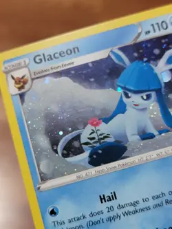 NM Glaceon SWSH192 SWSH: Sword & Shield Promo Cards Holo - Image 2