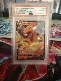 2020 POKEMON SWORD & SHIELD DARKNESS ABLAZE #019 CHARIZARD V PSA 10 - Image 1