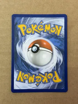 2020 Pokemon Sword & Shield: Vivid Voltage Pikachu VMAX #044/185 Full Art Rare - Image 2