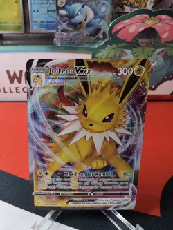 Jolteon VMAX 051/203 Ultra Rare Sword & Shield: Evolving Skies Pokemon NM - Image 1